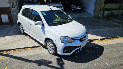 Toyota Etios 1.5 Xls