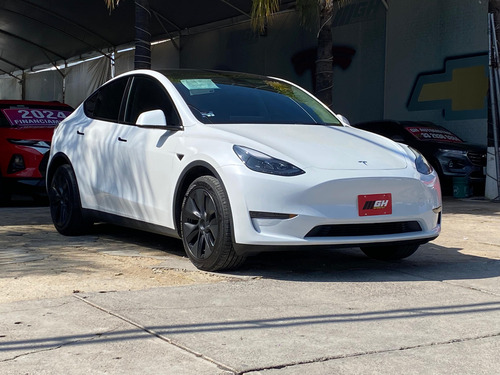 Tesla MODEL Y 0.0 Rwd