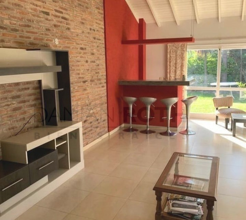 Imagen 7 de 15 de Casa Venta Banco Provincia 4 Dormitorios