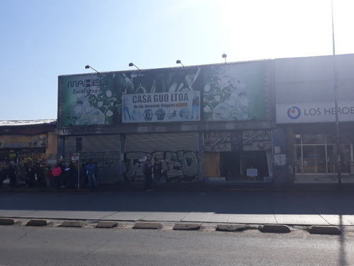 Amplio Local En Plena Alameda Con Salida A Víctor Jara!!