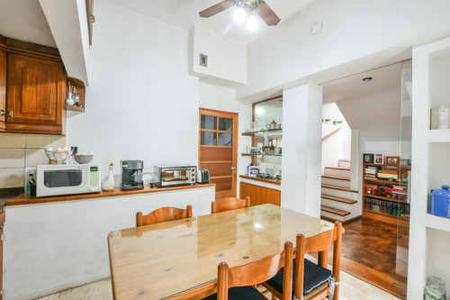 Imagen 12 de 30 de Casa De 3 Dormitorios En Venta Con Quincho Y Parrillero Centro De Rosario