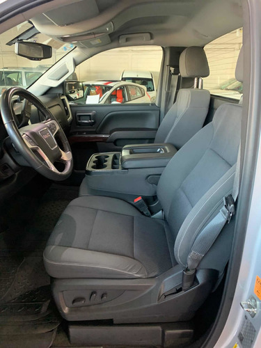 Imagen 9 de 14 de Gmc Sierra 5.4 Cab Reg At 4x4 2018