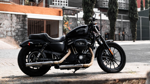 Harley Davidson Sportster Iron 883 2015