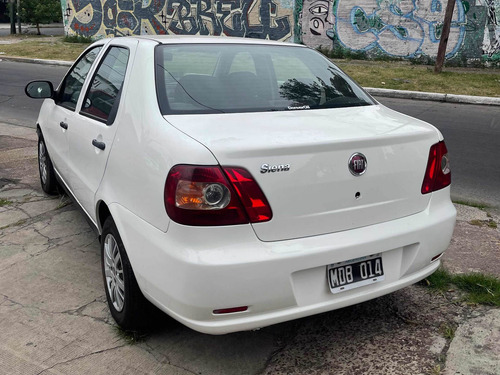 Imagen 4 de 4 de Fiat Siena 2013 1.4 Fire Da