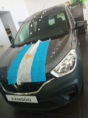 Imagen 1 de 25 de Renault Kangoo 2023 1.6 Retirala Con $520.000 O Tu Usado 