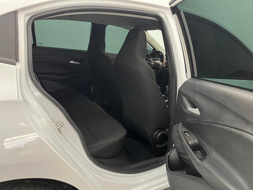 Chevrolet Onix plus 1.0 Lt 4p