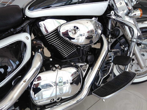 Suzuki Boulevard C1500