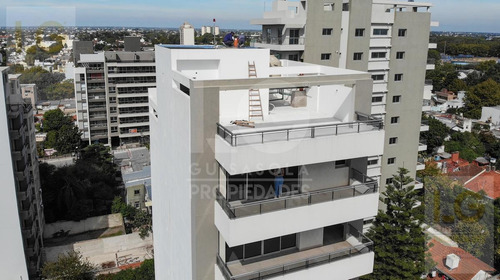 Imagen 9 de 30 de Departamento En Venta De 3 Ambientes Con Cochera En Quilmes - Pisos De Categoria