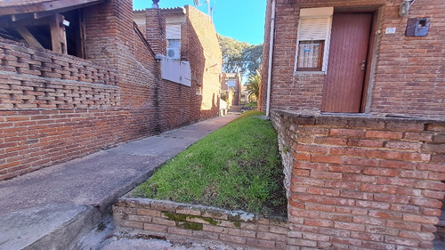 Cerro ...oportunidad !! Financia Dueña Linda, Jardin, Fondo Y Parrillero . !!!!!!!!!