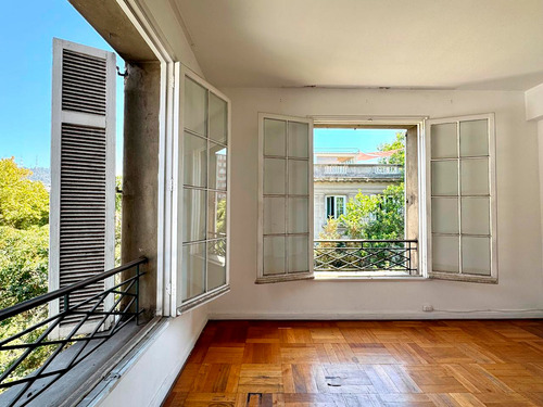 Génova | 3 Dormitorios + Estar Y Servicio | 171 M2 Totales