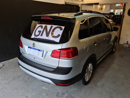 Volkswagen Suran 2018 1.6 Track