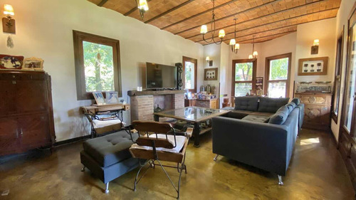 Casa En Venta En Barrio El Pato Verde Muñiz