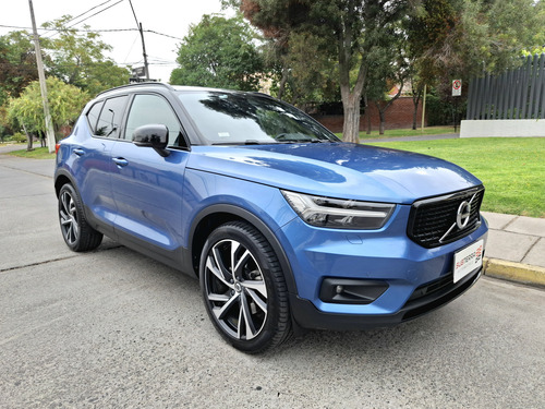 Volvo XC40 T5 R-design