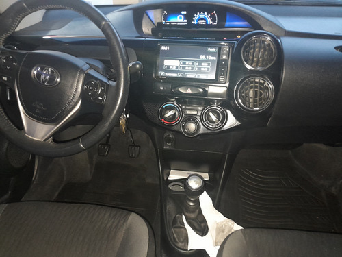 Toyota Etios 1.5 Sedan Xls