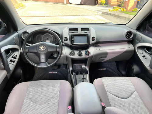 Imagen 2 de 7 de Toyota Rav 4 Rav 4