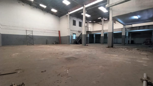 Depósito - Galpón De 630m2. Barracas - Venta