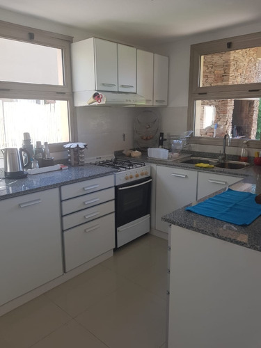 Imagen 7 de 14 de Venta Casa 4 Ambientes Altos De Hudson