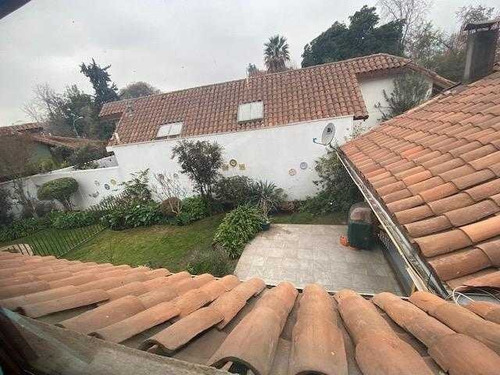 Imagen 7 de 30 de Amplia Casa En La Reina