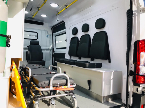 Ducato Ambulância 13m³ Uti
