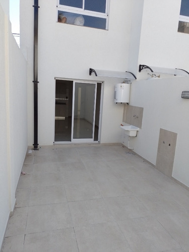 Imagen 3 de 8 de Departamento 2 Amb -pb C/patio - Morelos 513 - L.del Mirador
