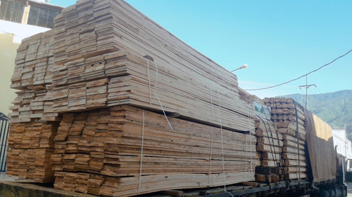 Imagen 9 de 12 de Tablas Madera De Pino Construcción Y Carpintería 25x2.5x3.66
