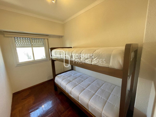 Imagen 16 de 30 de Tour Virtual Departamento En Venta 3 Ambientes Con Balcón Francés ~ Centro Mar Del Plata