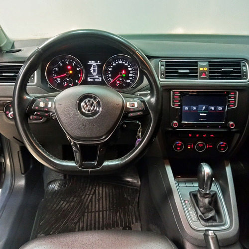 Imagen 7 de 10 de Volkswagen Vento 1.4 Highline 150cv At