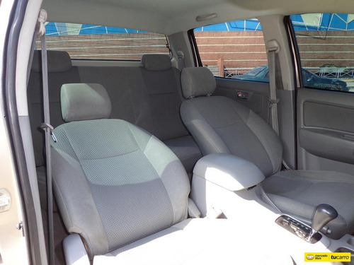 Toyota Hilux Kavak Automática 4x4