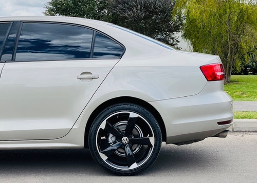Volkswagen New Jetta 2.0 Comfortline 2015