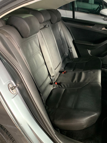 Volkswagen Vento 2.5 Luxury 170cv