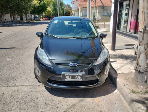 Imagen 2 de 15 de Ford Fiesta