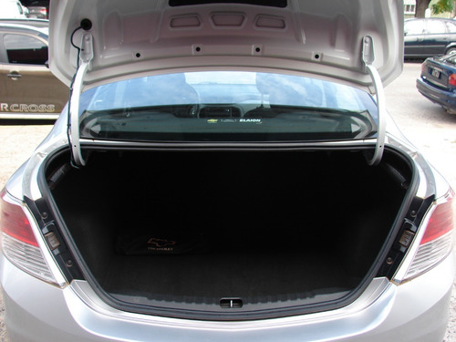 Imagen 13 de 19 de Chevrolet Prisma 1.4 Ls+ Joy Año 2018 Gris Igual A Nuevo!!