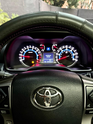 4runner Año 2019 4x2 31.000millas 2 Dueños Impecable