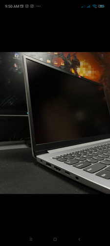 Lenovo Core I3 - 1215u 256gb Ssd, 8gb Ram,15.6 ,touchscreen
