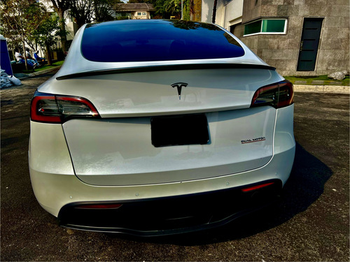 Tesla Model Y Performance Dual Motor