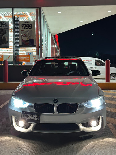 Bmw 328i, Modelo 2012 Twin Turbo 4 Cilindros