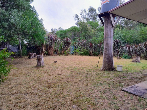 Casa Con Amplio Jardín En Sauce De Portezuelo