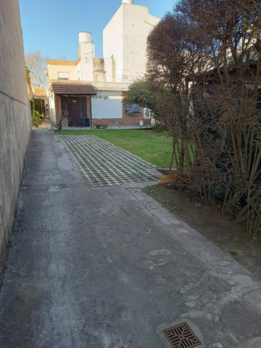 Imagen 9 de 27 de Casa En Excelente Ubicacion Con Terreno !!!!