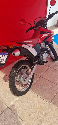 Imagen 5 de 15 de Honda Xr 250 Tornado Roja 2020