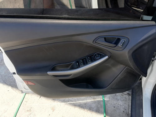Ford Focus 5p 1.6l N S