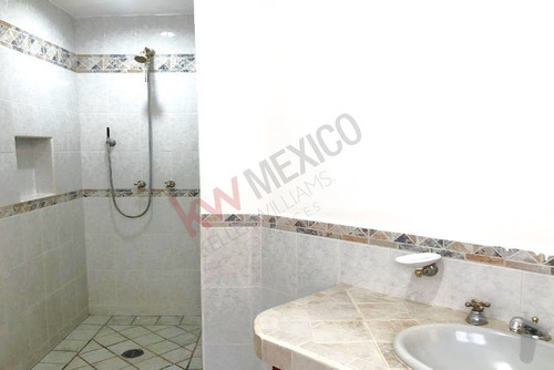 En Renta Casa De 1 Nivel En Zona Norte De Cuernavaca Privada, Jardín, Sótano Y Espacio Extra