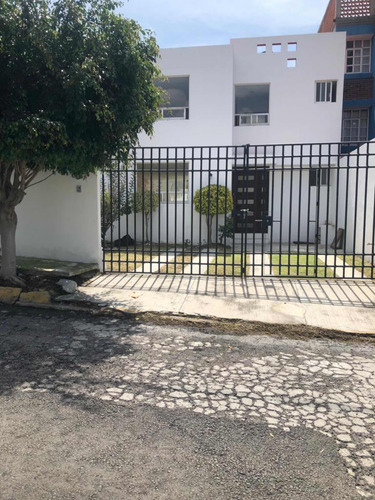 Oportunidad Casa Con Excelente Ubicacion