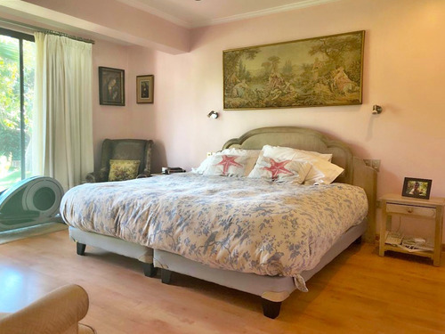 Imagen 11 de 24 de Casa De 7 Dormitorios En Jardín Del Este Vitacura
