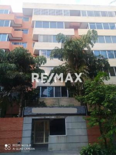 Venta De Apartamento En Campo Alegre (hm)