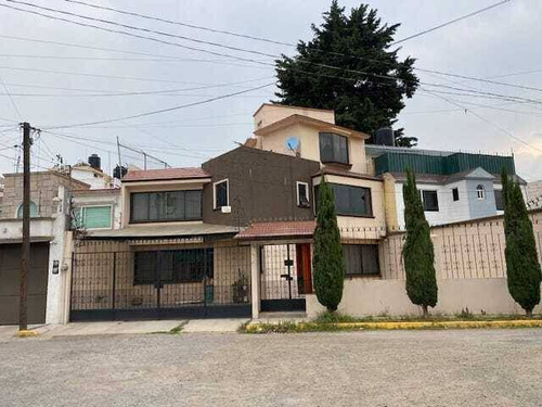 Casa En Venta, Metepec-toluca, Estado De México