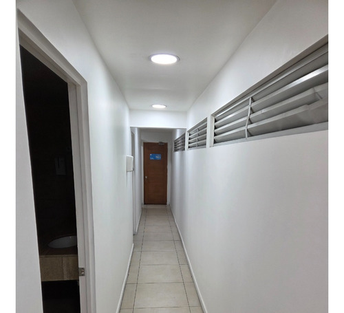 Arriendo Bodega Con Oficinas En Condominio Industrial
