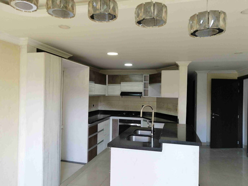 Apartamento En Arriendo En Maraya/pereira (279056807).