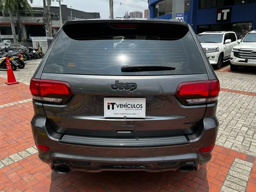 Jeep Grand Cherokee SRT8 6.4 At 4x4
