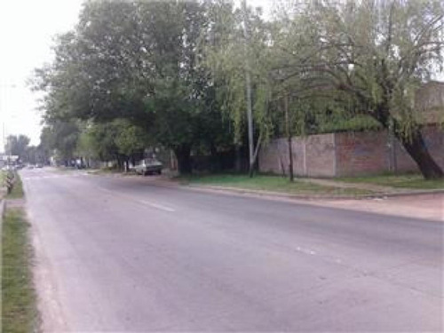 Imagen 10 de 20 de Atencion Inversores Casa Sobre Colectora De Autopista Del Oe