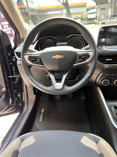 Chevrolet Onix plus 1.0 Lt 4p